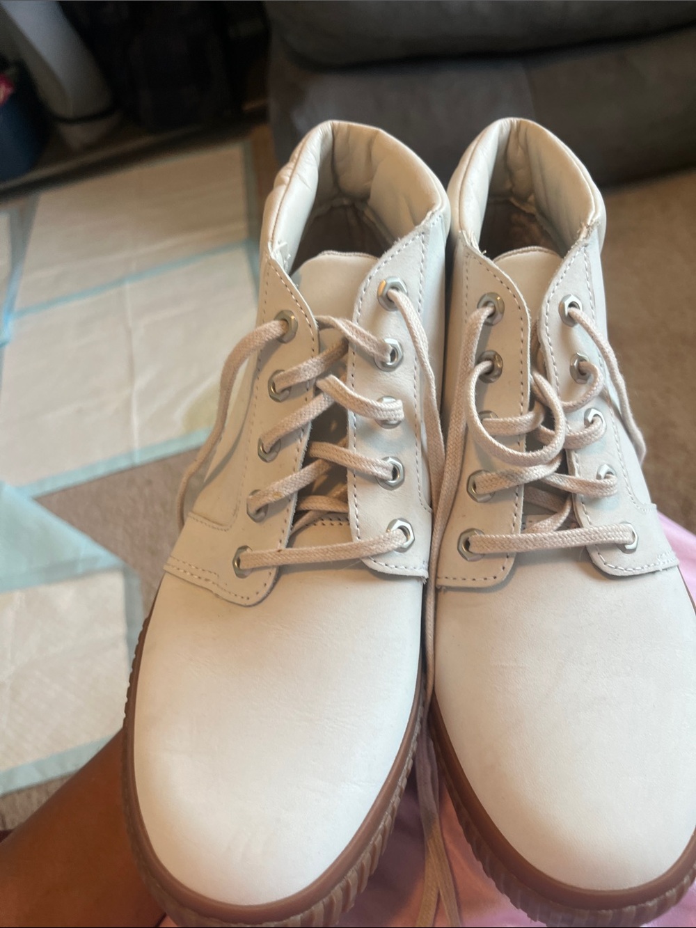 Timberland Women's Light Beige Lace-Up Ankle Boots